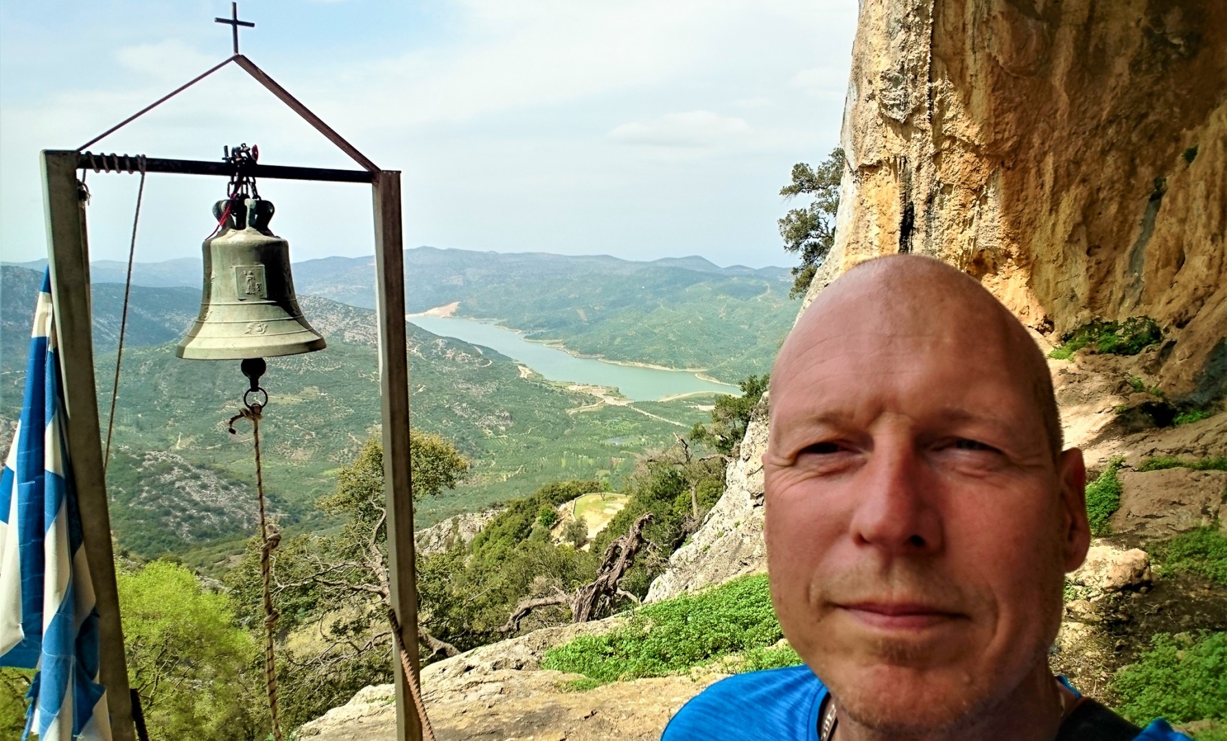 Jag provar livet som eremit en kort stund och njuter av utsikten