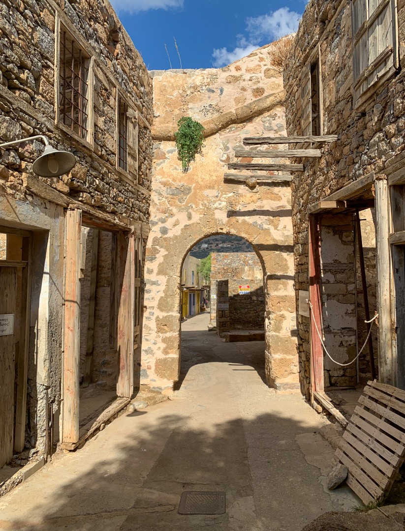 Gamla gränder, Spinalonga