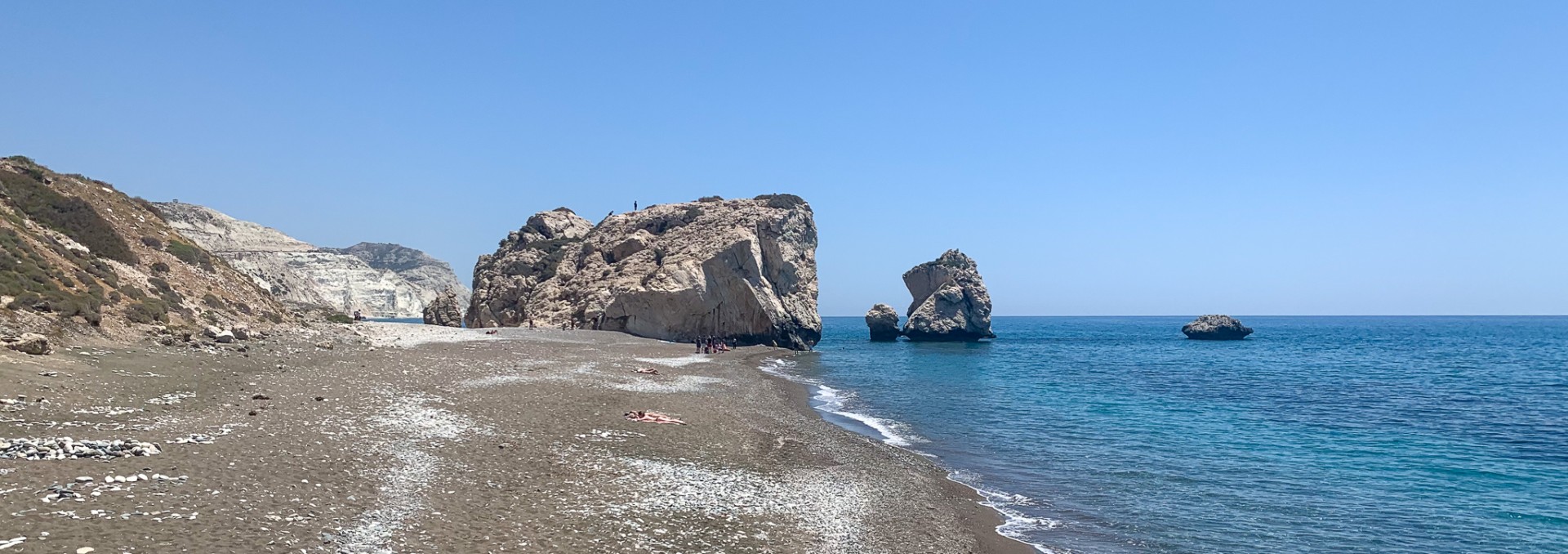 Stranden vid Afrodites klippor på Cypern